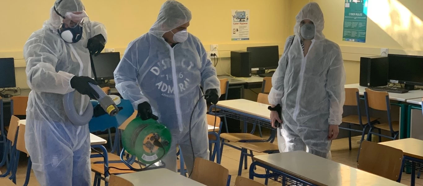 Αβεβαιότητα για το πότε & πως θα ανοίξουν τα σχολεία: Μπορεί να επιστρέψουν μόνο οι μαθητές της Γ' Λυκείου